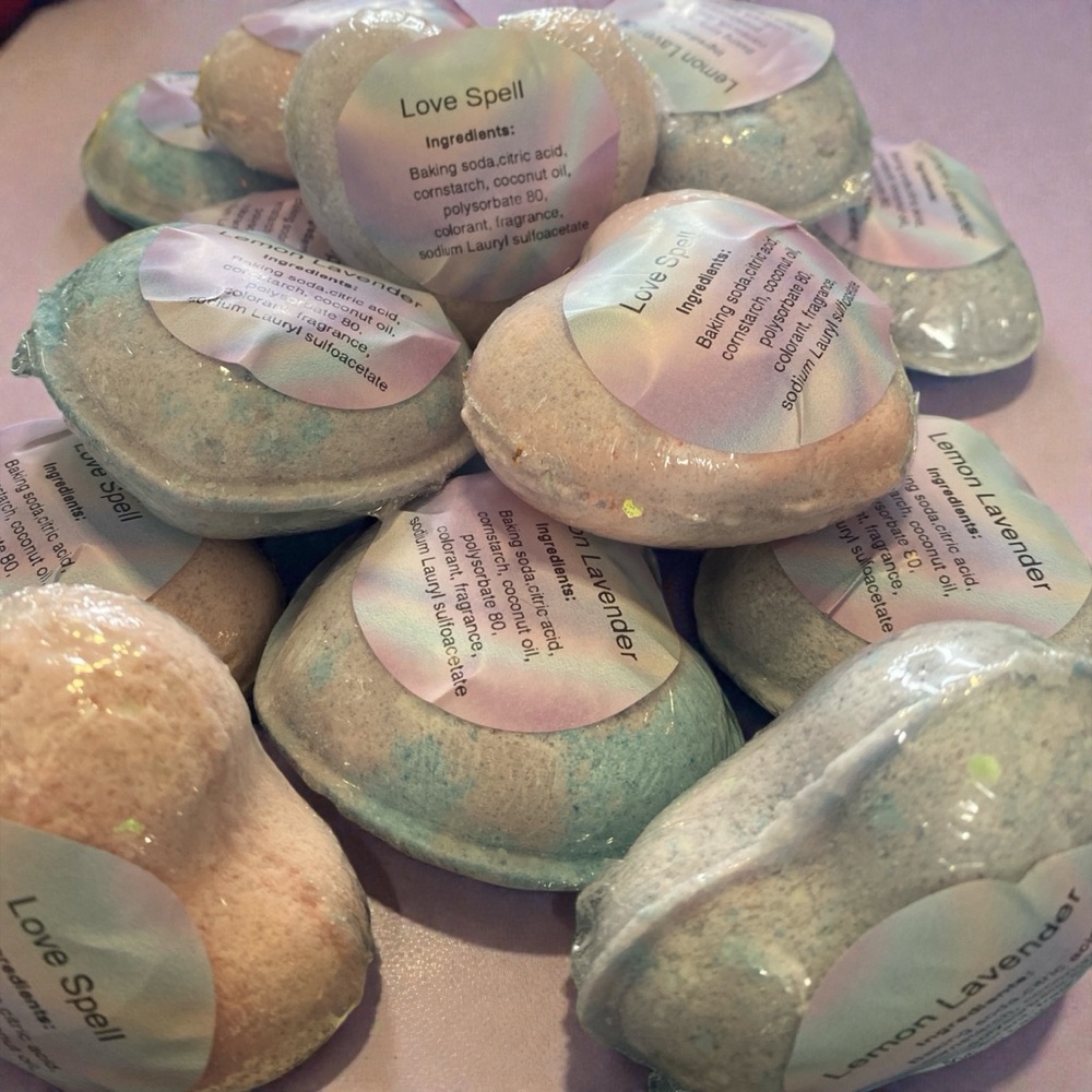 Hand Crafted Heart-Shaped Bath Bomb - Picture 3 of 7